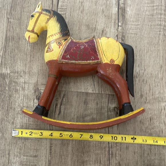 VINTAGE solid wood rocking horse decorative piece hand painted - Picture 13 of 13